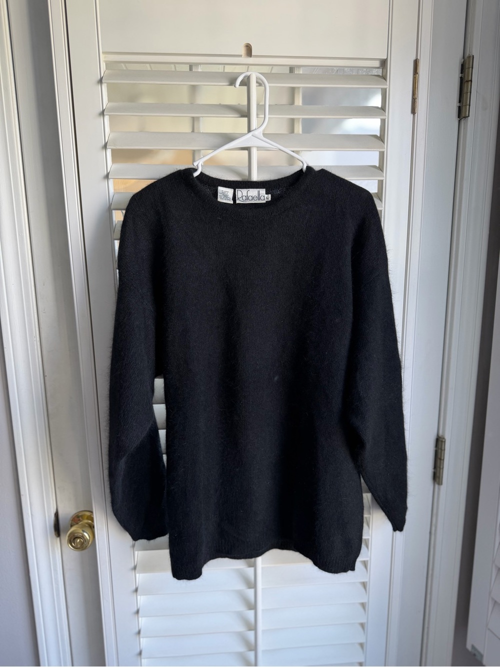 Vintage 90s Rafaella Black Angora Lambswool Fuzzy Crewneck Sweater Large